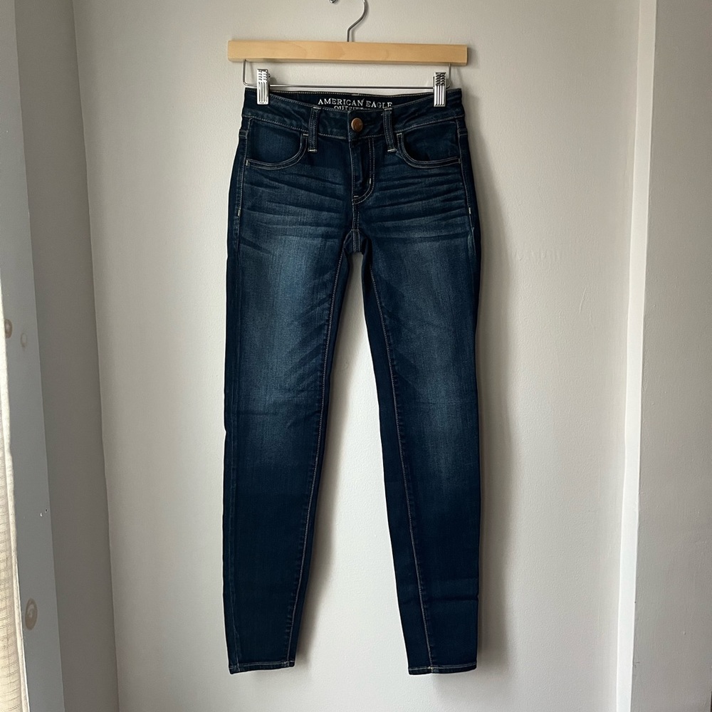 Women’s American Eagle Dark Wash Superlow Jegging Jeans Size 0